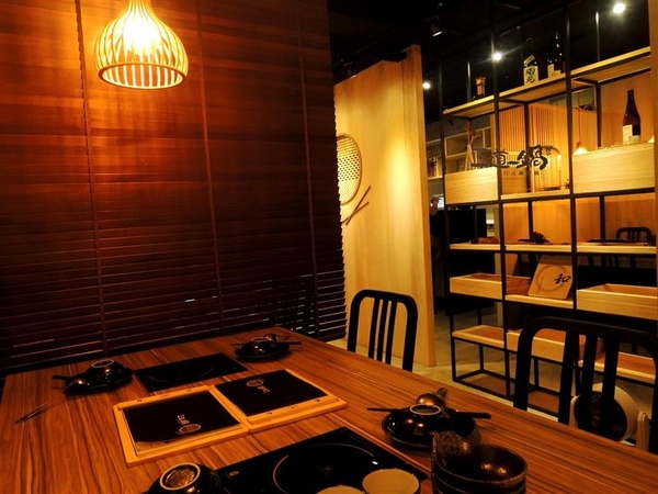 三道一鍋 杳 概念店： 東區火鍋 三道一鍋 杳概念店 日式涮涮鍋 商業午餐 火鍋雜炊必點 有包廂適合聚餐~