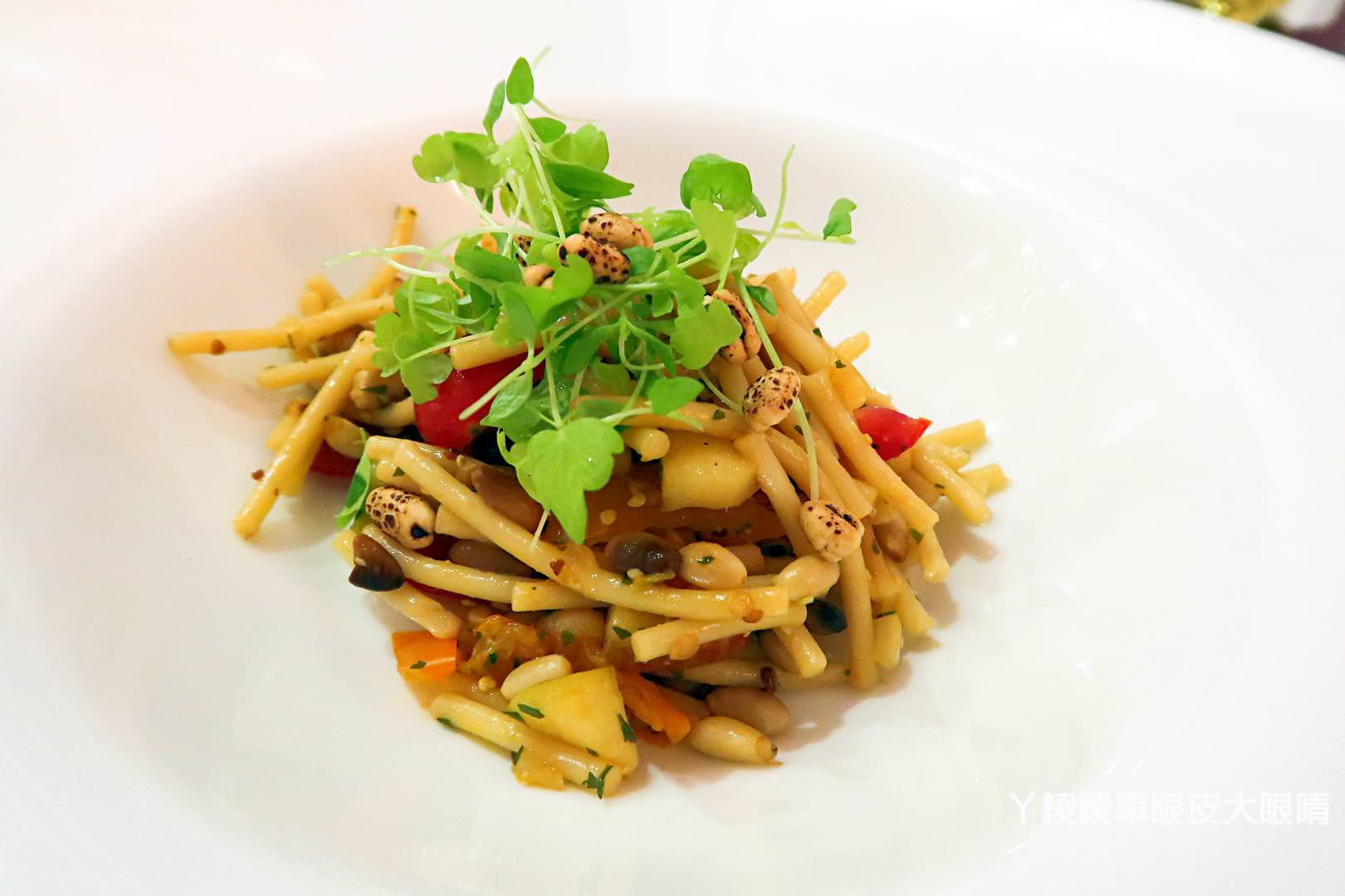 台北東區超人氣打卡地點！VA VA VOOM時尚派對餐廳《韓服婚紗和服旗袍》變裝主題派對