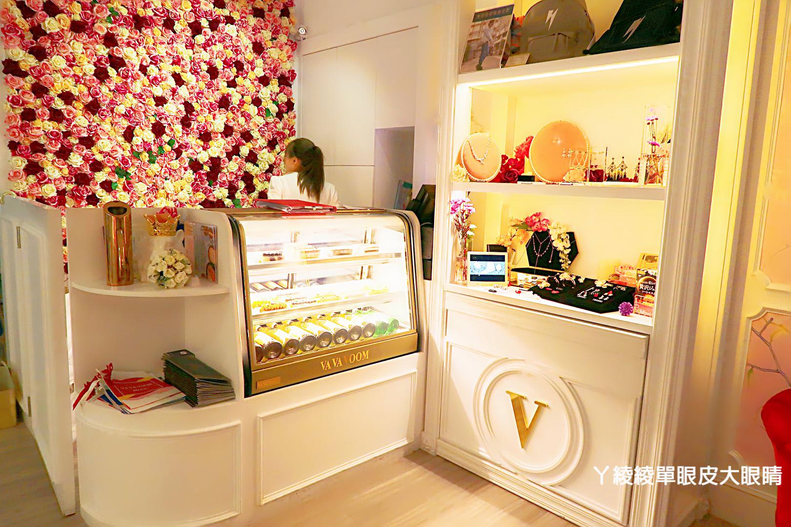 台北東區超人氣打卡地點！VA VA VOOM時尚派對餐廳《韓服婚紗和服旗袍》變裝主題派對
