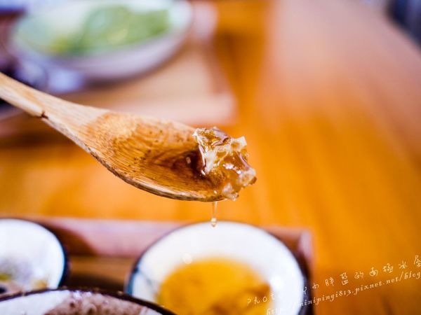 【美食│台中】路地氺の怪物-存中店-終於吃到你了~小黑點兒!!!