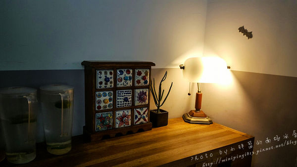 【美食│台中】路地氺の怪物-存中店-終於吃到你了~小黑點兒!!!