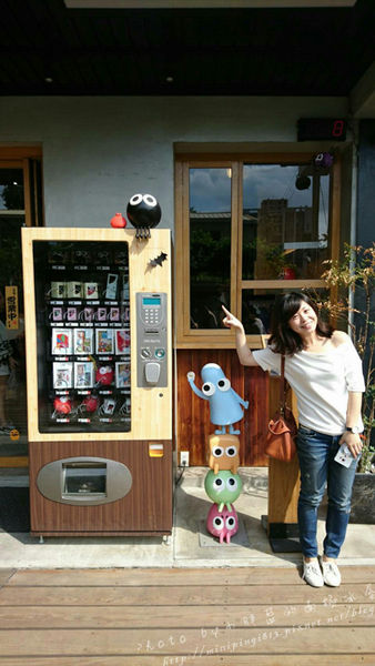 【美食│台中】路地氺の怪物-存中店-終於吃到你了~小黑點兒!!!