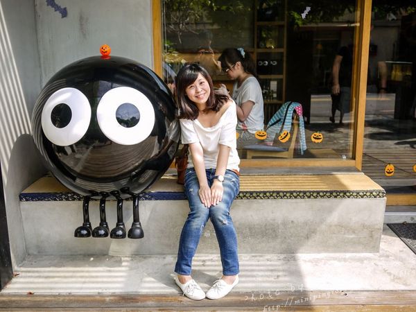 【美食│台中】路地氺の怪物-存中店-終於吃到你了~小黑點兒!!!