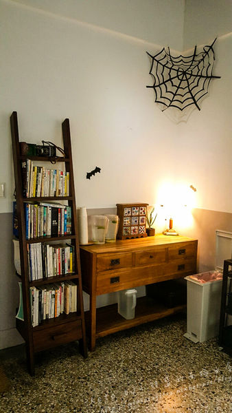 【美食│台中】路地氺の怪物-存中店-終於吃到你了~小黑點兒!!!