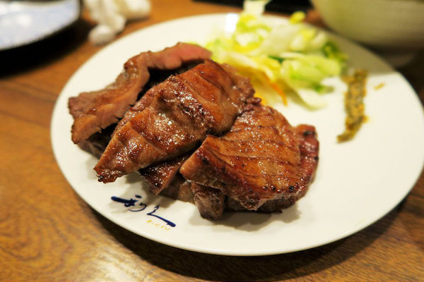 【美食│台中】路地氺の怪物-存中店-終於吃到你了~小黑點兒!!!