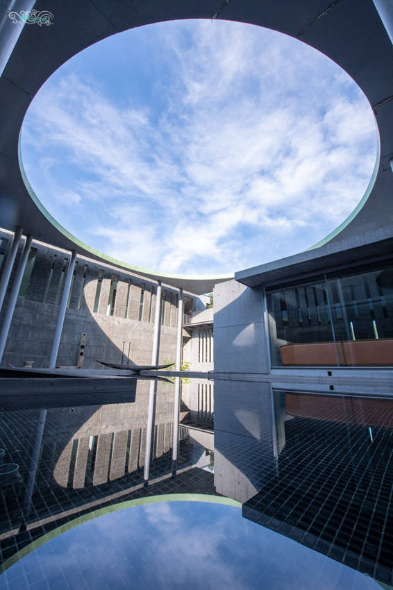 礁溪住宿推薦》宜蘭有朋會館 - 時尚簡約villa民宿 一泊二食的無菜單料理 - 時空幻境 凌雲江海清