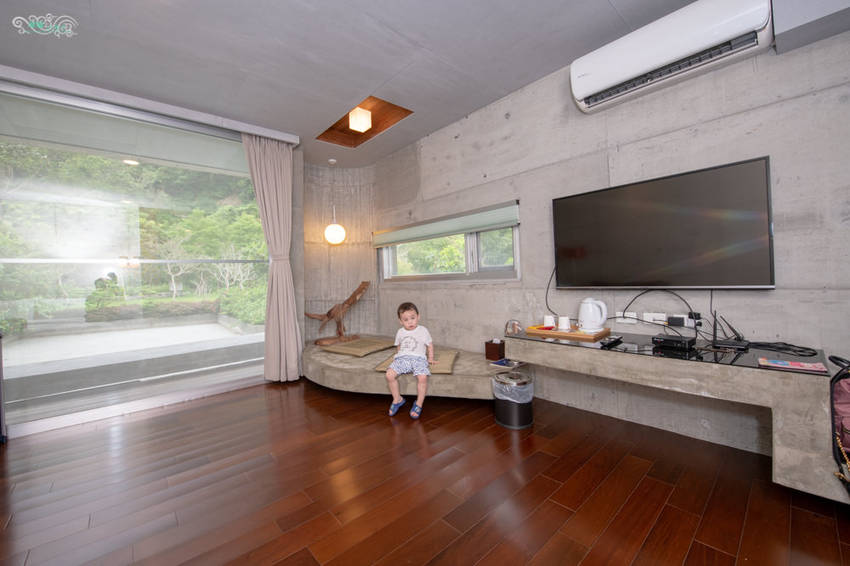 礁溪住宿推薦》宜蘭有朋會館 - 時尚簡約villa民宿 一泊二食的無菜單料理 - 時空幻境 凌雲江海清