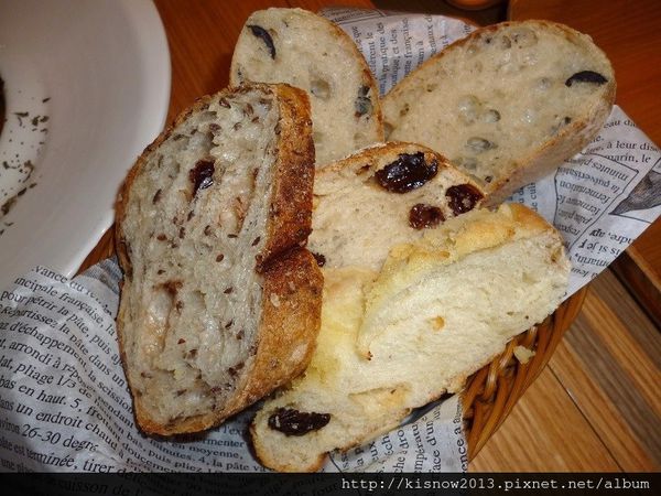 巴黎38-麵包.JPG