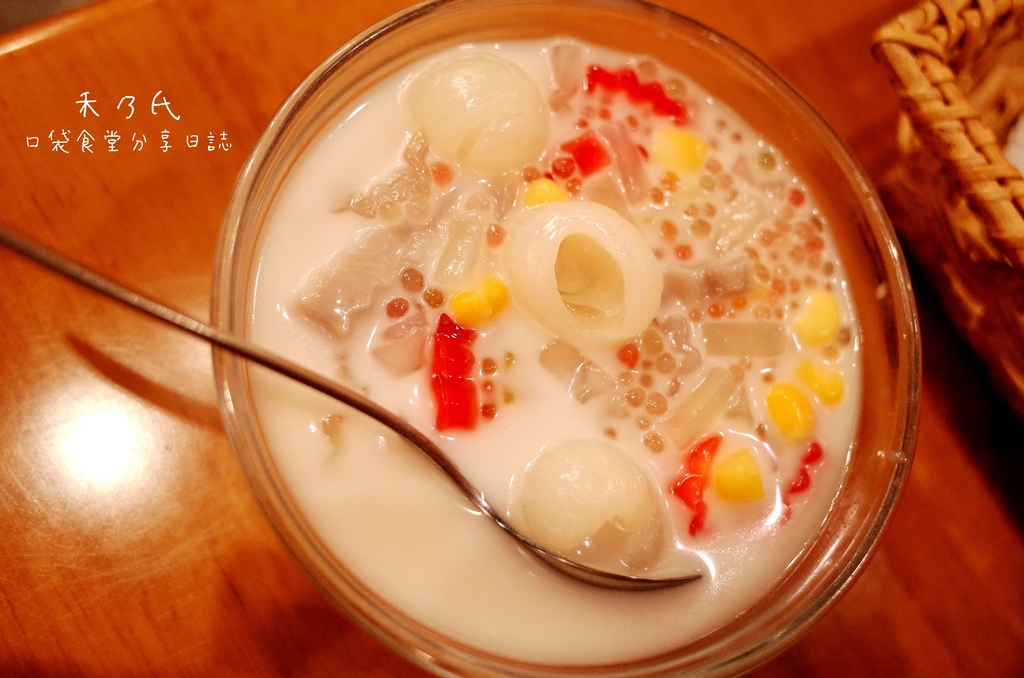 17-08-03-21-30-37-312_deco.jpg 17-08-03-21-30-37-312_deco.jpg