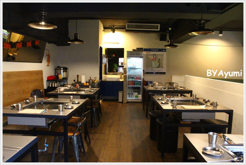 韓肉舖：『愛評體驗團』來自韓國歐巴開的道地韓國烤肉、選用韓國最新最夯的超大石頭烤盤－韓肉舖