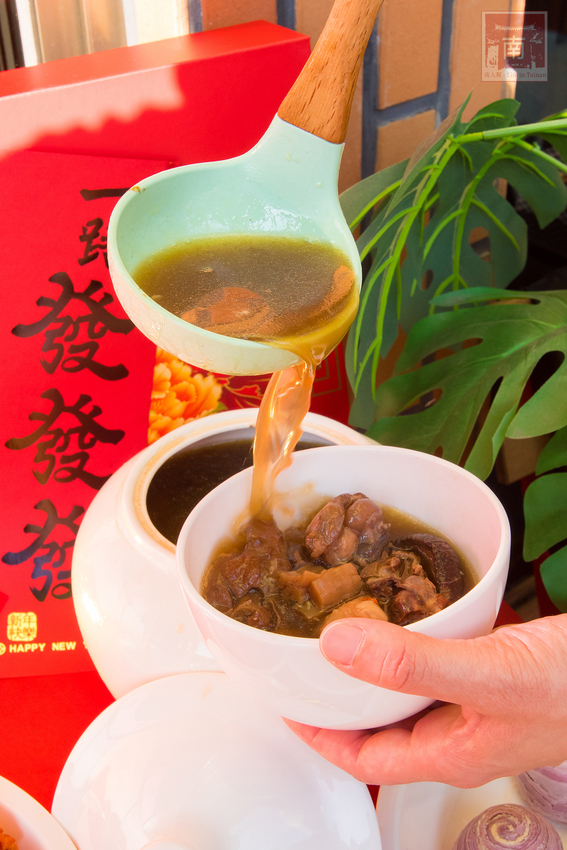 【臺南年菜】除夕年菜外帶｜年菜外帶套組還附保溫盒｜年菜桌菜及單點｜台南香格里拉年菜｜過年伴手禮｜甜點禮盒~~台南遠東香格里拉