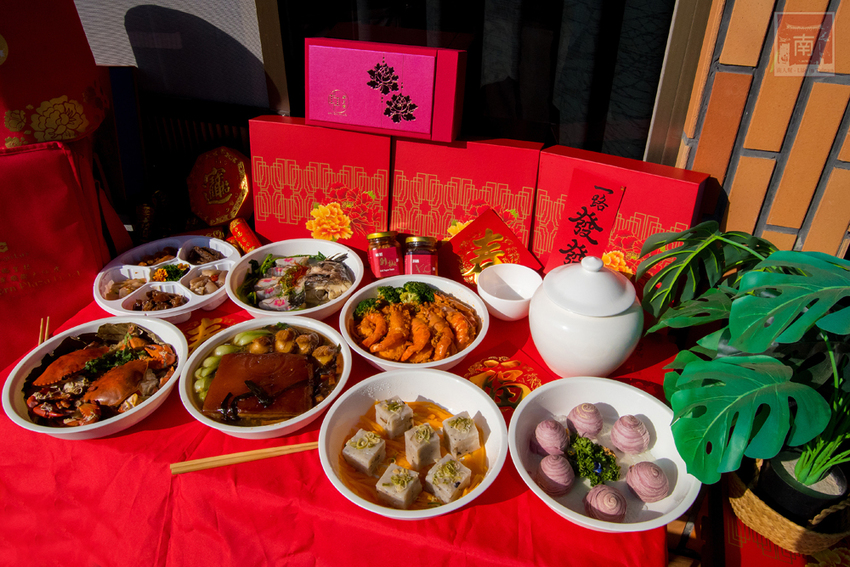 【臺南年菜】除夕年菜外帶｜年菜外帶套組還附保溫盒｜年菜桌菜及單點｜台南香格里拉年菜｜過年伴手禮｜甜點禮盒~~台南遠東香格里拉