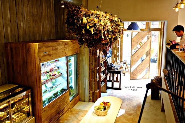東區美食-V.C.E南加州餐飲生活概念店 東區美食-V.C.E南加州餐飲生活概念店