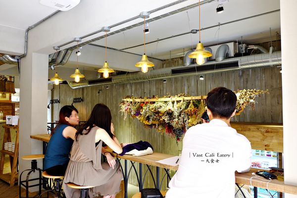 東區美食-V.C.E南加州餐飲生活概念店 東區美食-V.C.E南加州餐飲生活概念店