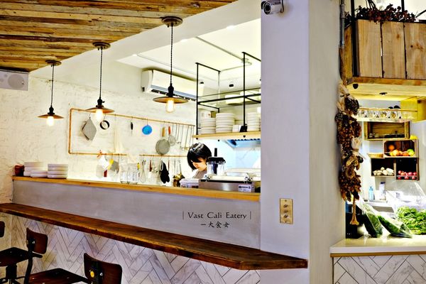 東區美食-V.C.E南加州餐飲生活概念店 東區美食-V.C.E南加州餐飲生活概念店