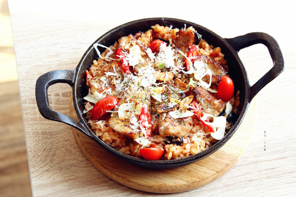 【台北市士林區。下午茶】omocafé 天母SOGO 早午餐下午茶 用餐環境佳 休息一下繼續逛 芝山捷運站