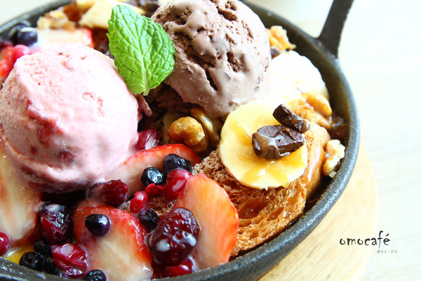 【台北市士林區。下午茶】omocafé 天母SOGO 早午餐下午茶 用餐環境佳 休息一下繼續逛 芝山捷運站