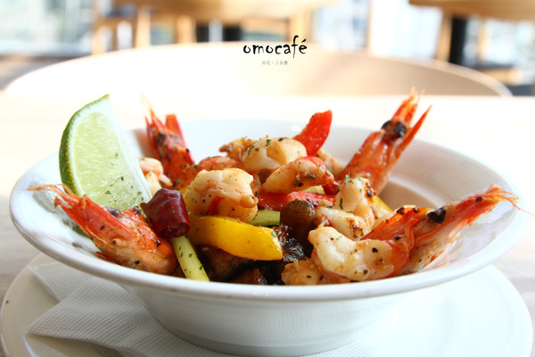 【台北市士林區。下午茶】omocafé 天母SOGO 早午餐下午茶 用餐環境佳 休息一下繼續逛 芝山捷運站