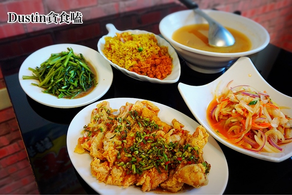 饗楓 平價泰式料理：【新北蘆洲】銅版小資泰滿足｜內行在地人の巷弄飲食『饗楓 平價泰式料理』