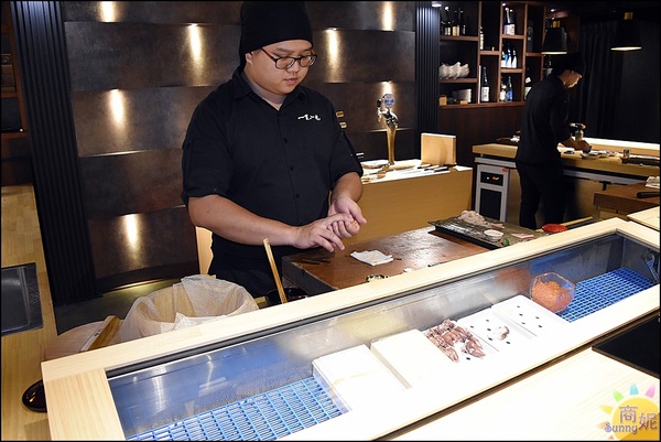 一貫入魂：台中江戶前壽司【Takumi 將酒肴(一貫入魂)】。新鮮人溫壽司一貫吃完再出一貫享受慢食的無菜單料理