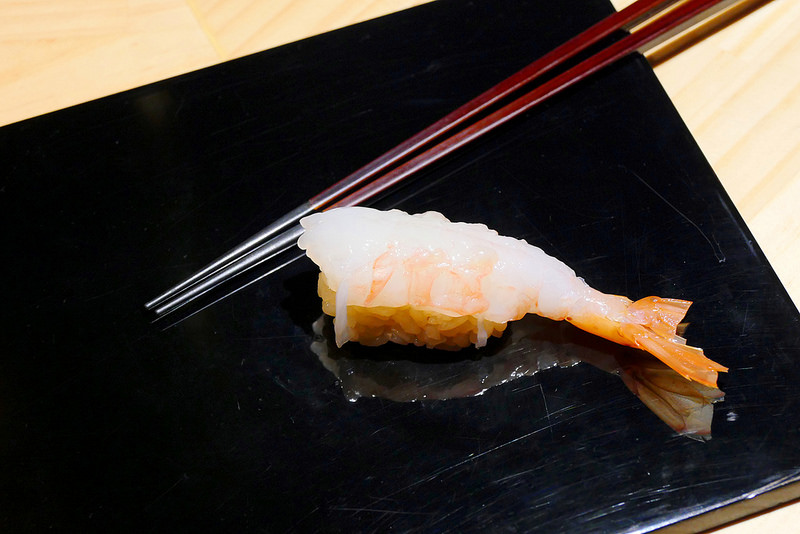 【台中】一貫入魂:隱密江戶前壽司料亭華麗散壽司豐盛上桌 還有無菜單1680壽司套餐飽足又滿足!