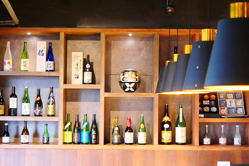 【台中】一貫入魂:隱密江戶前壽司料亭華麗散壽司豐盛上桌 還有無菜單1680壽司套餐飽足又滿足!