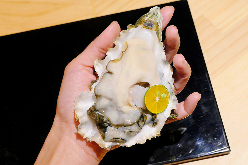 【台中】一貫入魂:隱密江戶前壽司料亭華麗散壽司豐盛上桌 還有無菜單1680壽司套餐飽足又滿足!