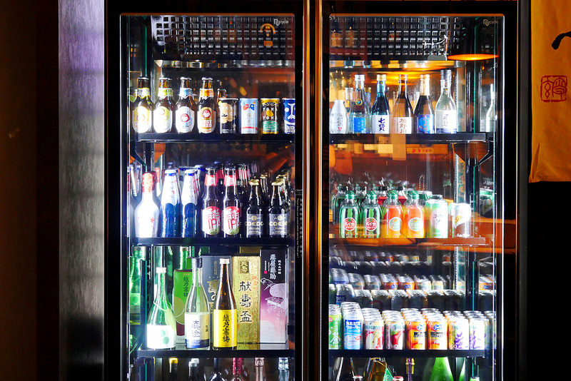 【台中】一貫入魂:隱密江戶前壽司料亭華麗散壽司豐盛上桌 還有無菜單1680壽司套餐飽足又滿足!