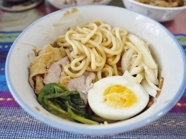 點線麵 單純不簡單 簡單做好麵:『點線麵』冷凍快速麵