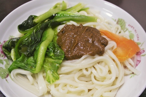 點線麵 單純不簡單 簡單做好麵：[冷凍方便麵]點線麵-五分鐘的快速料理，好吃的快速乾拌麵!口味多!