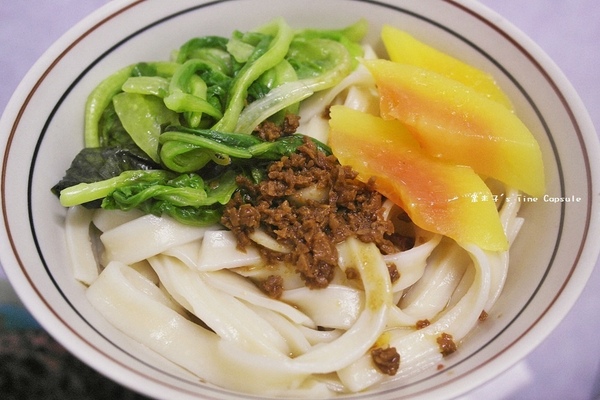 點線麵 單純不簡單 簡單做好麵：[冷凍方便麵]點線麵-五分鐘的快速料理，好吃的快速乾拌麵!口味多!