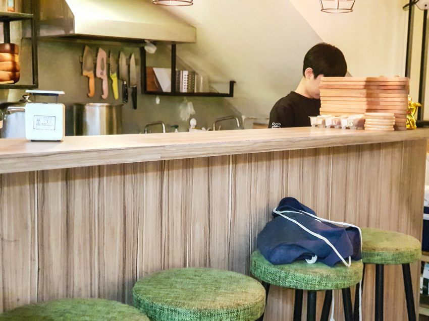 台北美食||Home Curry﻿-藏在萬年大樓裡的日式咖哩，平價又可愛||萬華區、台北咖哩飯