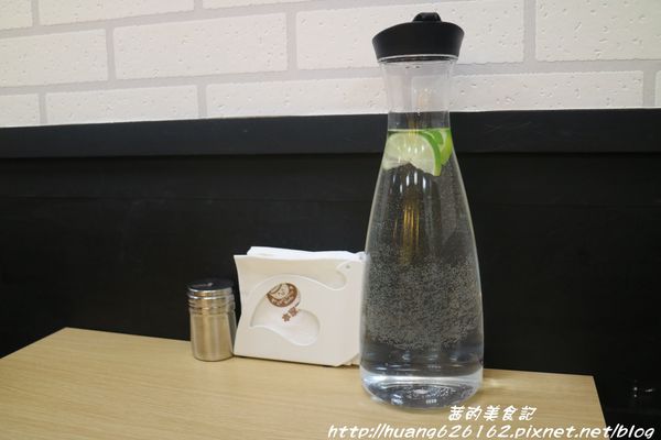 IMG_5728.JPG IMG_5728.JPG