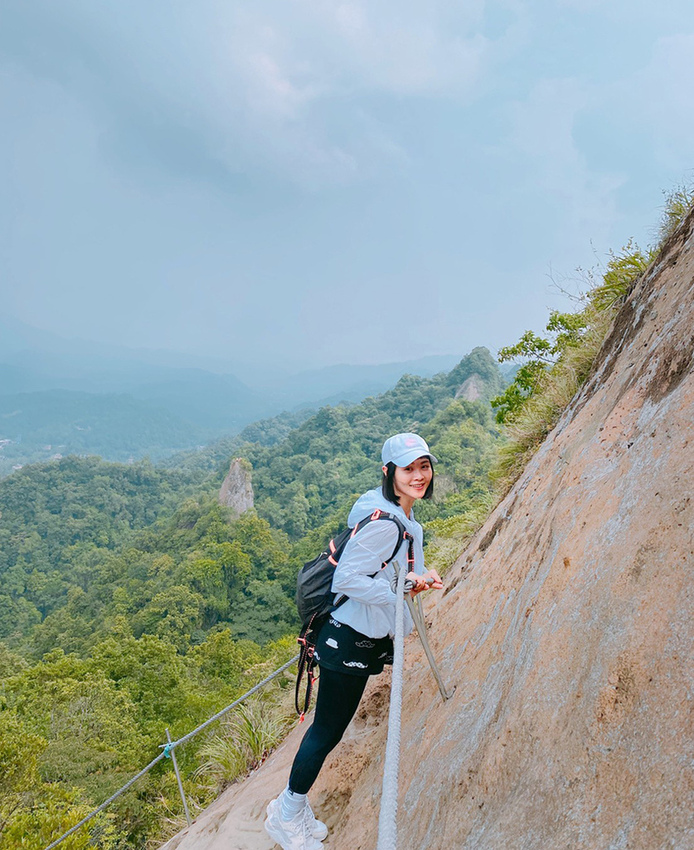 搭火車遊孝子山一次攻頂挑戰刺激三顆山~走捷徑效率攻頂普陀山!
