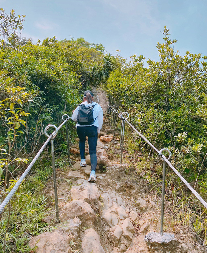 搭火車遊孝子山一次攻頂挑戰刺激三顆山~走捷徑效率攻頂普陀山!