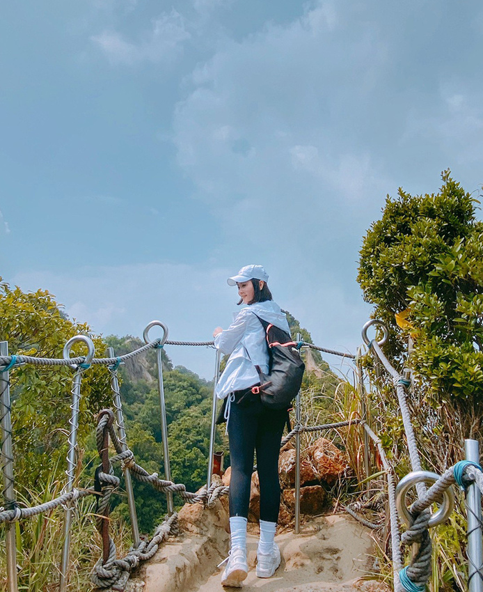 搭火車遊孝子山一次攻頂挑戰刺激三顆山~走捷徑效率攻頂普陀山!