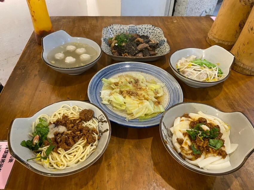 【台南。麻豆美食】精選彙整「麻豆」在地超人氣平價美食|銅板價小吃好滋味推薦｜