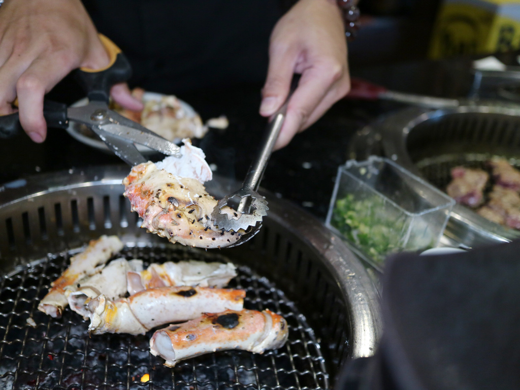 帝一 帝王蟹海鮮/黑毛牛/伊比利豬 頂級燒烤吃到飽