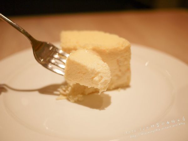 【情報】東京牛奶起司工房將於2016年12月正式進軍台灣! 香濃起司餅乾~可宅配的伴手禮!