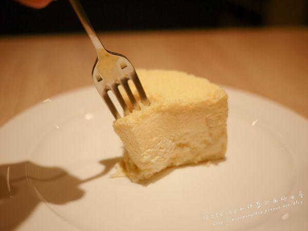 【情報】東京牛奶起司工房將於2016年12月正式進軍台灣! 香濃起司餅乾~可宅配的伴手禮!