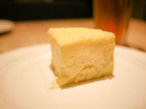 【情報】東京牛奶起司工房將於2016年12月正式進軍台灣! 香濃起司餅乾~可宅配的伴手禮!