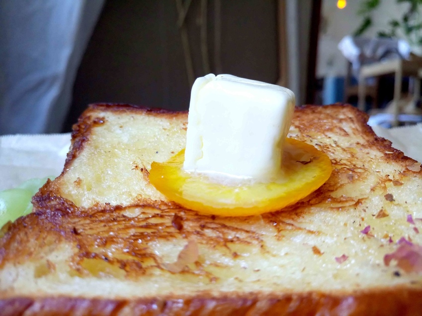 【新竹東區】Simple 簡單吃☞藏身於小巷中的迷人甜點店，從裝潢到餐點，每一處都充滿驚喜!