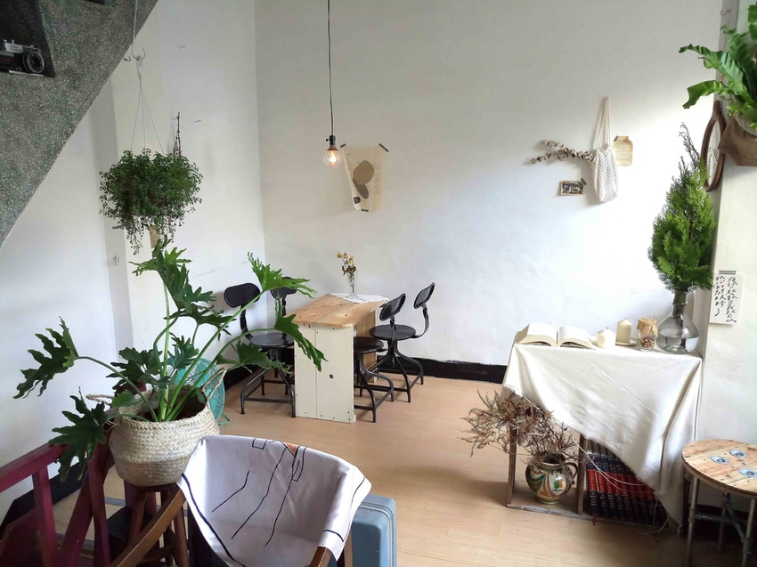 【新竹東區】Simple 簡單吃☞藏身於小巷中的迷人甜點店，從裝潢到餐點，每一處都充滿驚喜!