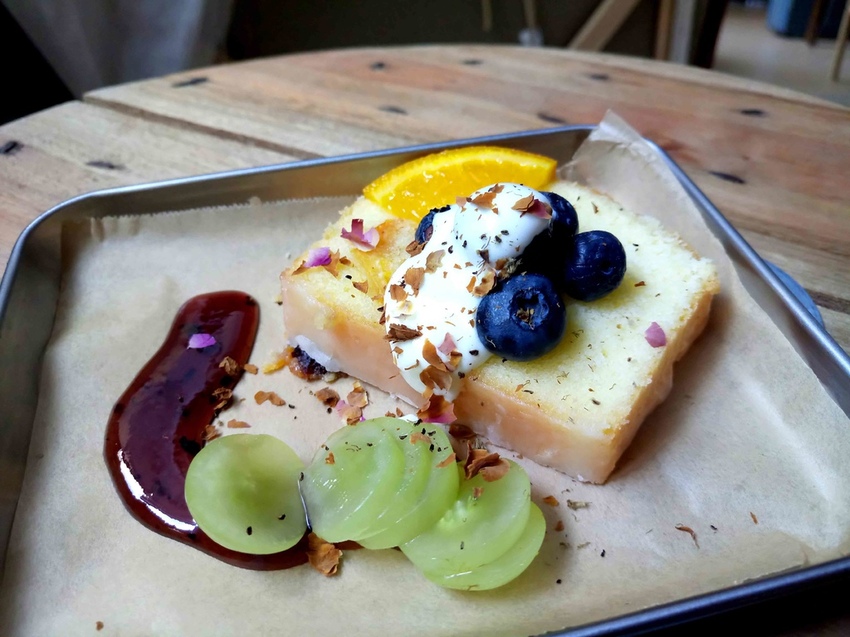 【新竹東區】Simple 簡單吃☞藏身於小巷中的迷人甜點店，從裝潢到餐點，每一處都充滿驚喜!