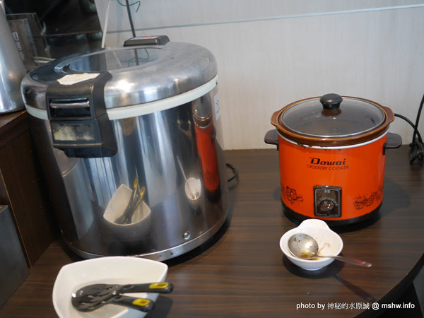 瘋蝦:【食記】台中瘋蝦吃到飽-美術館店-瘋系企業@西區國立美術館&向上國中&崇倫公園 : 痛風的預感! 口味OK, 讓你不知不覺吃到死 >///< 瘋蝦:【食記】台中瘋蝦吃到飽-美術館店-瘋系企業@西區國立美術館&向上國中&崇倫公園 : 痛風的預感! 口味OK, 讓你不知不覺吃到死 >///<