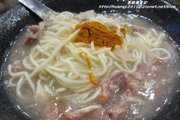 鉄木真生炒羊肉羹：【新北三重區】捷運菜寮美食『鉄木真生炒羊肉羹』必點炒羊肉,便宜又大碗~