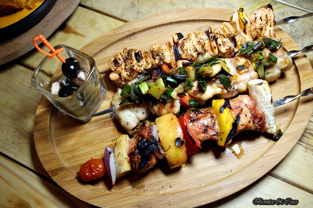 IMG_7999.JPG IMG_7999.JPG