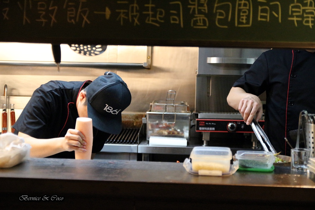 IMG_7976.JPG IMG_7976.JPG