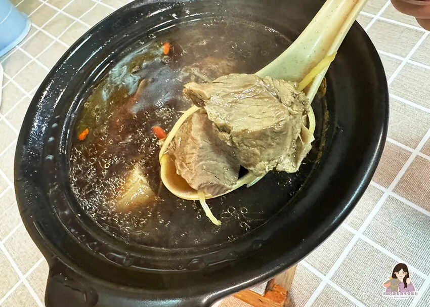 【宜蘭礁溪美食】礁溪一碗小羊肉附菜單,一小鍋羊肉湯暖心又暖胃