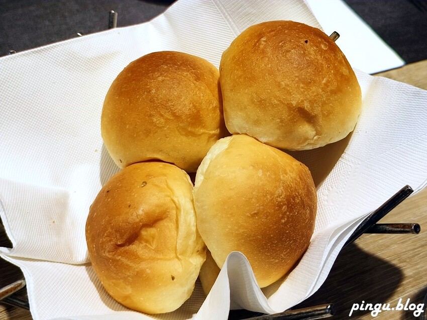 台中市西屯區沃克牛排|肉食者的天堂 奢華的美味享受